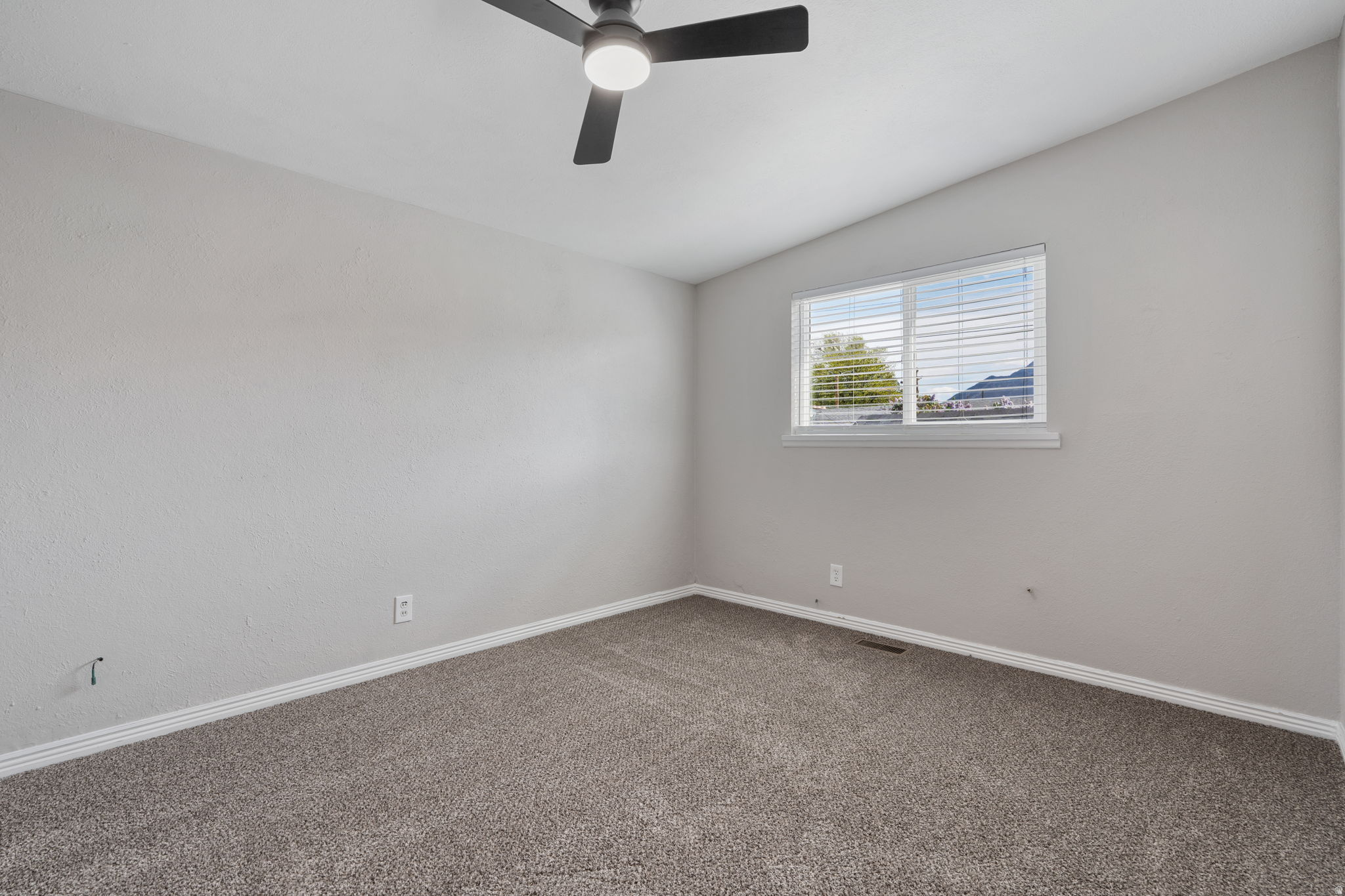 SOUTHLAND AC - Residential