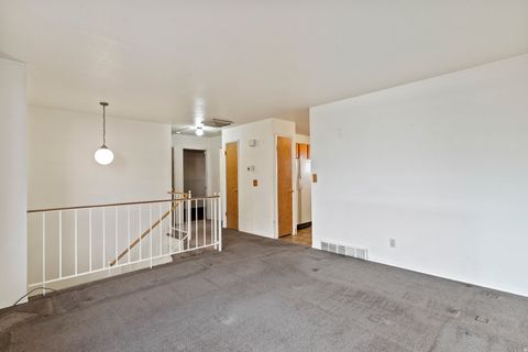 Tiny photo for 3964 W HORIZON DOWNS CIR, Taylorsville, UT 84129 (MLS # 2125064)