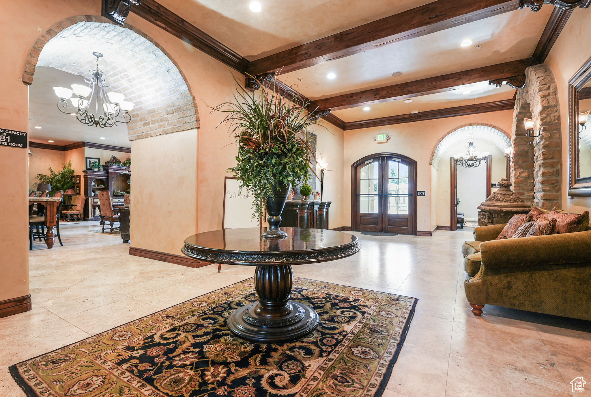 TUSCAN VILLAS - Residential