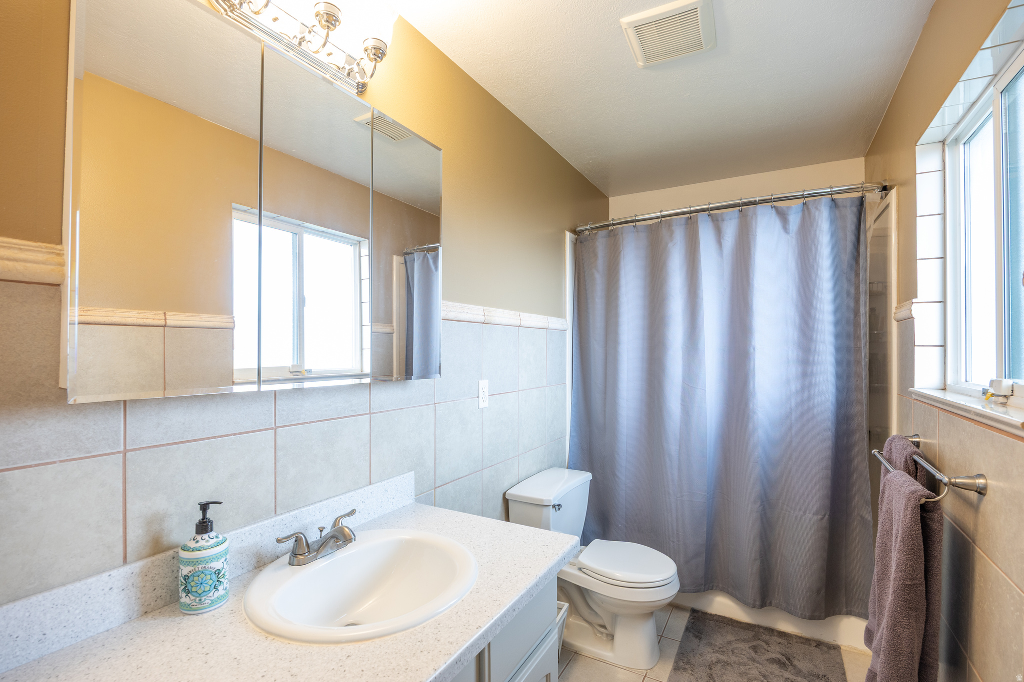 CENTENNIAL - Residential