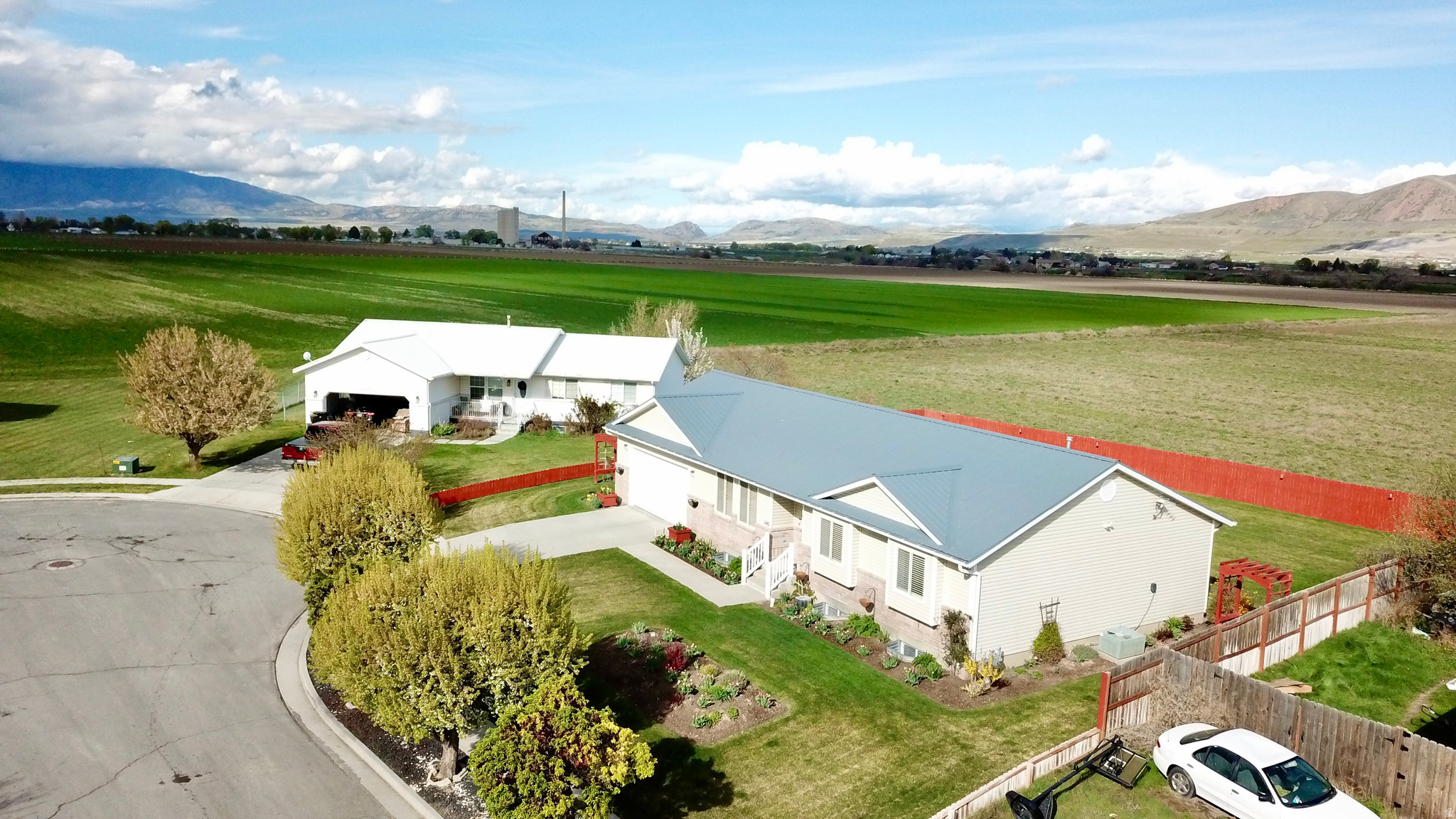 CENTENNIAL - Residential