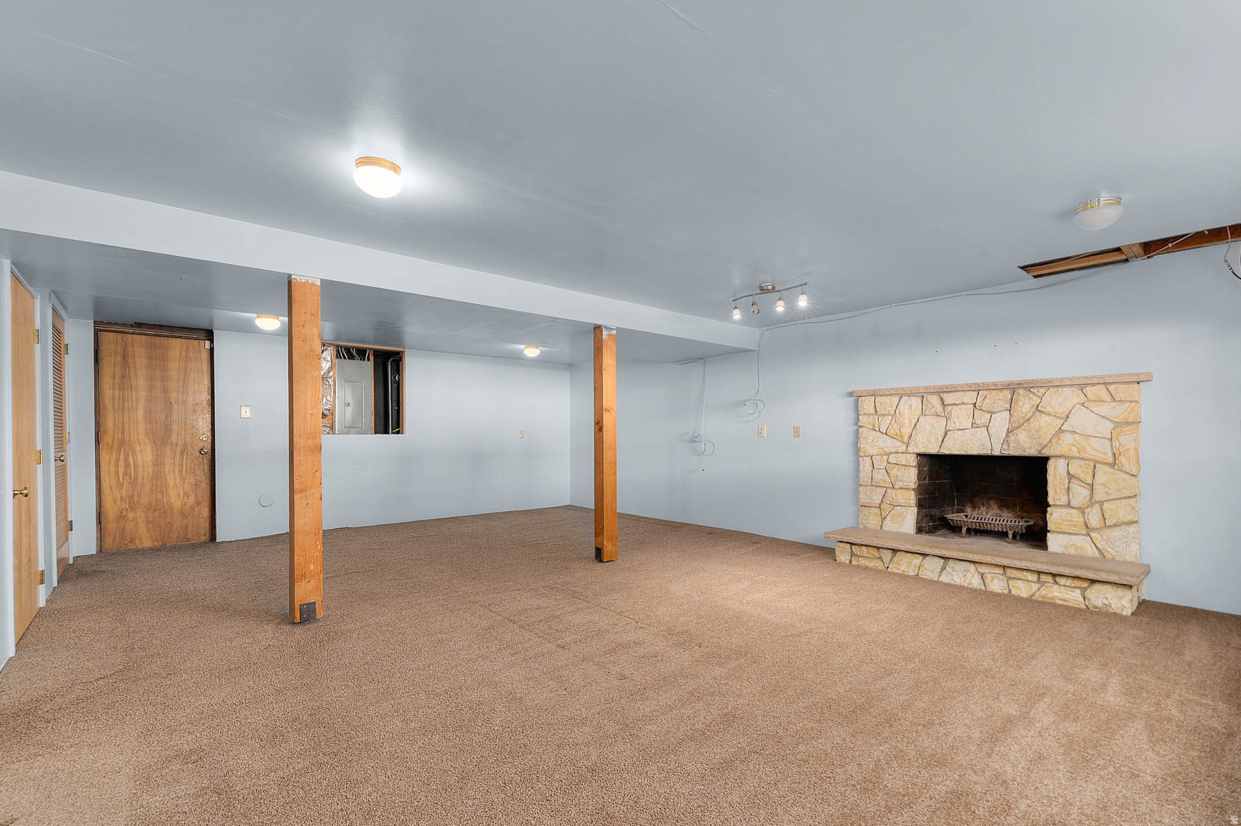 ACORD ACRES - Residential