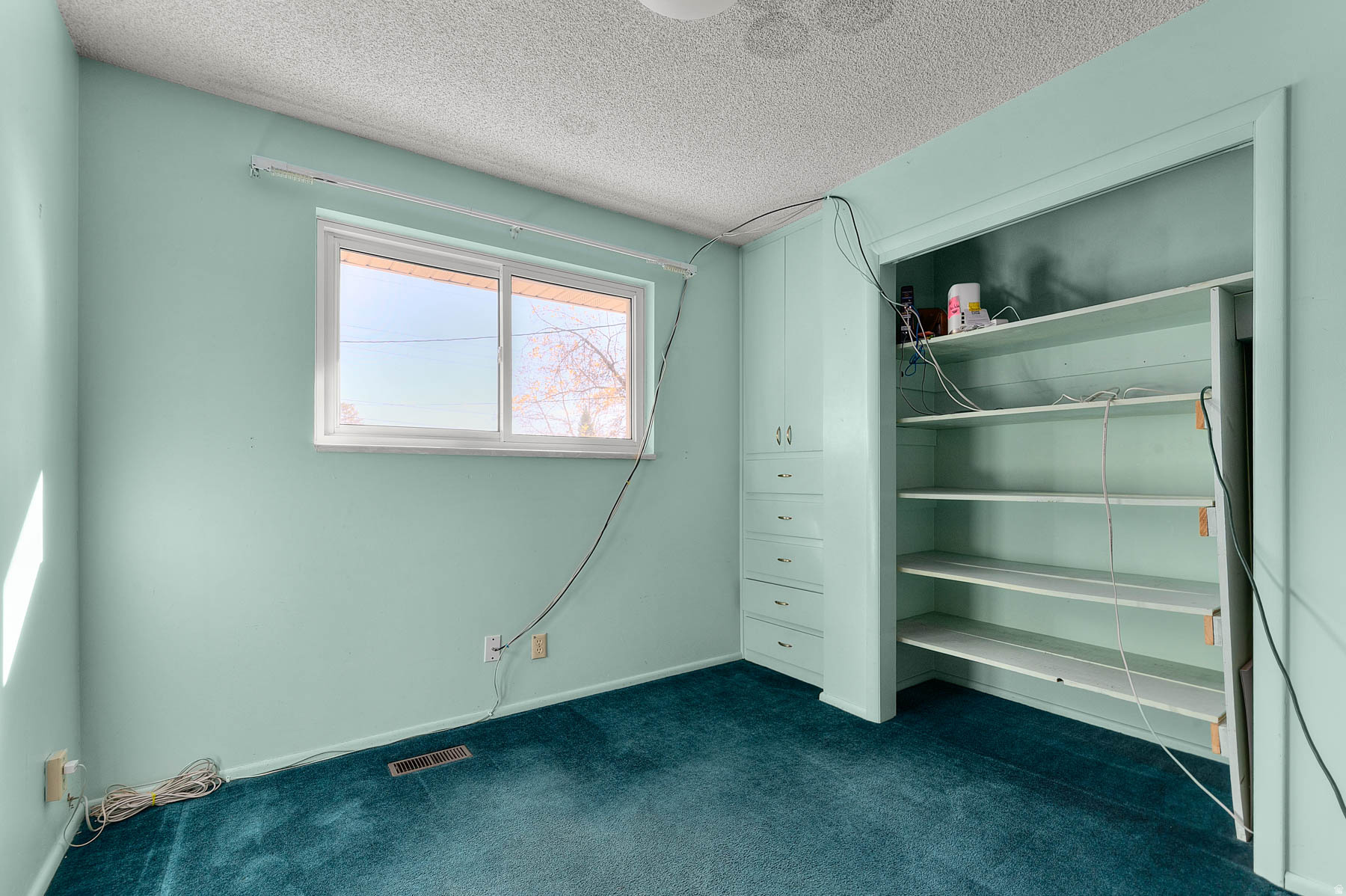 ACORD ACRES - Residential