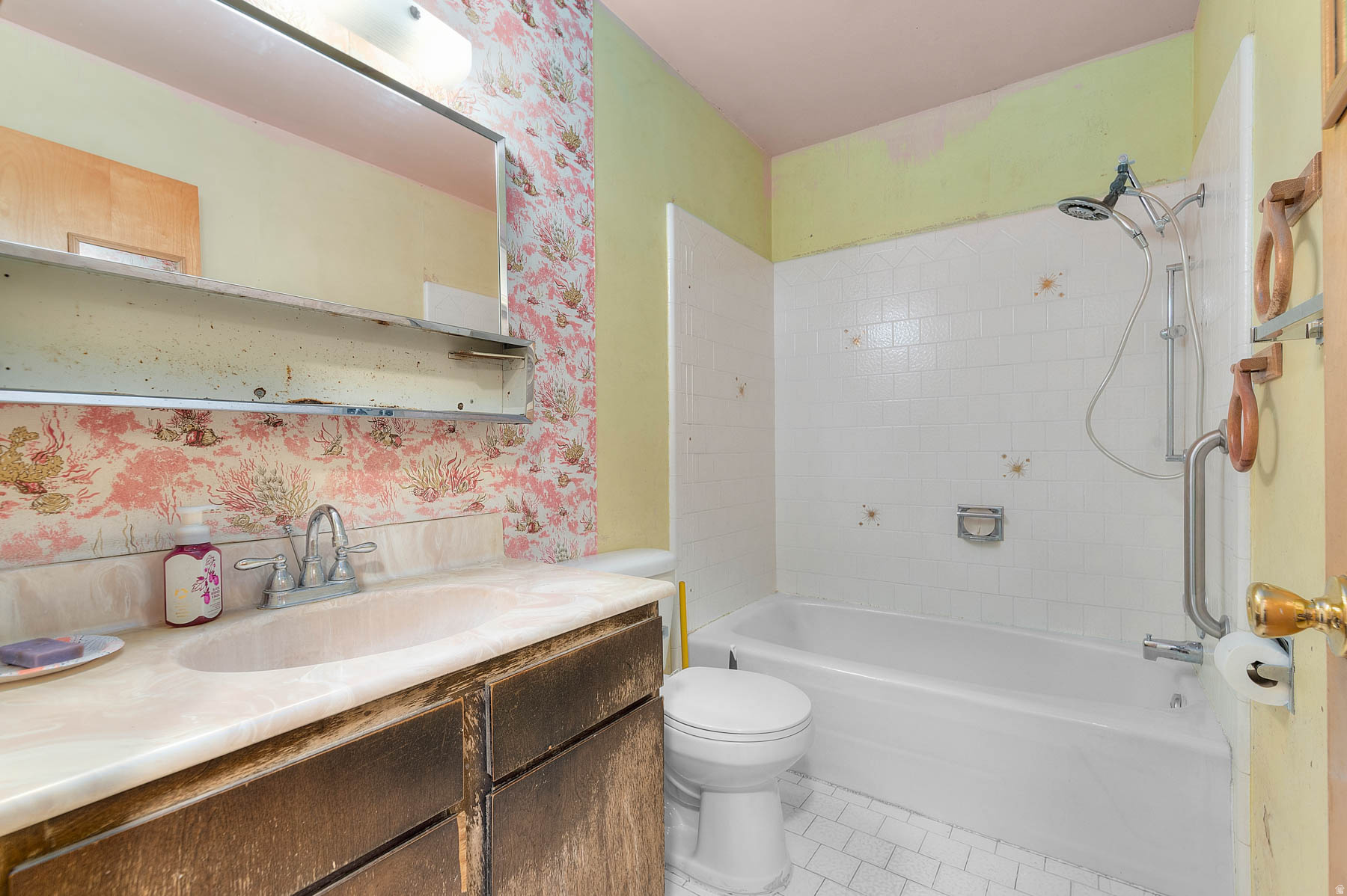 ACORD ACRES - Residential