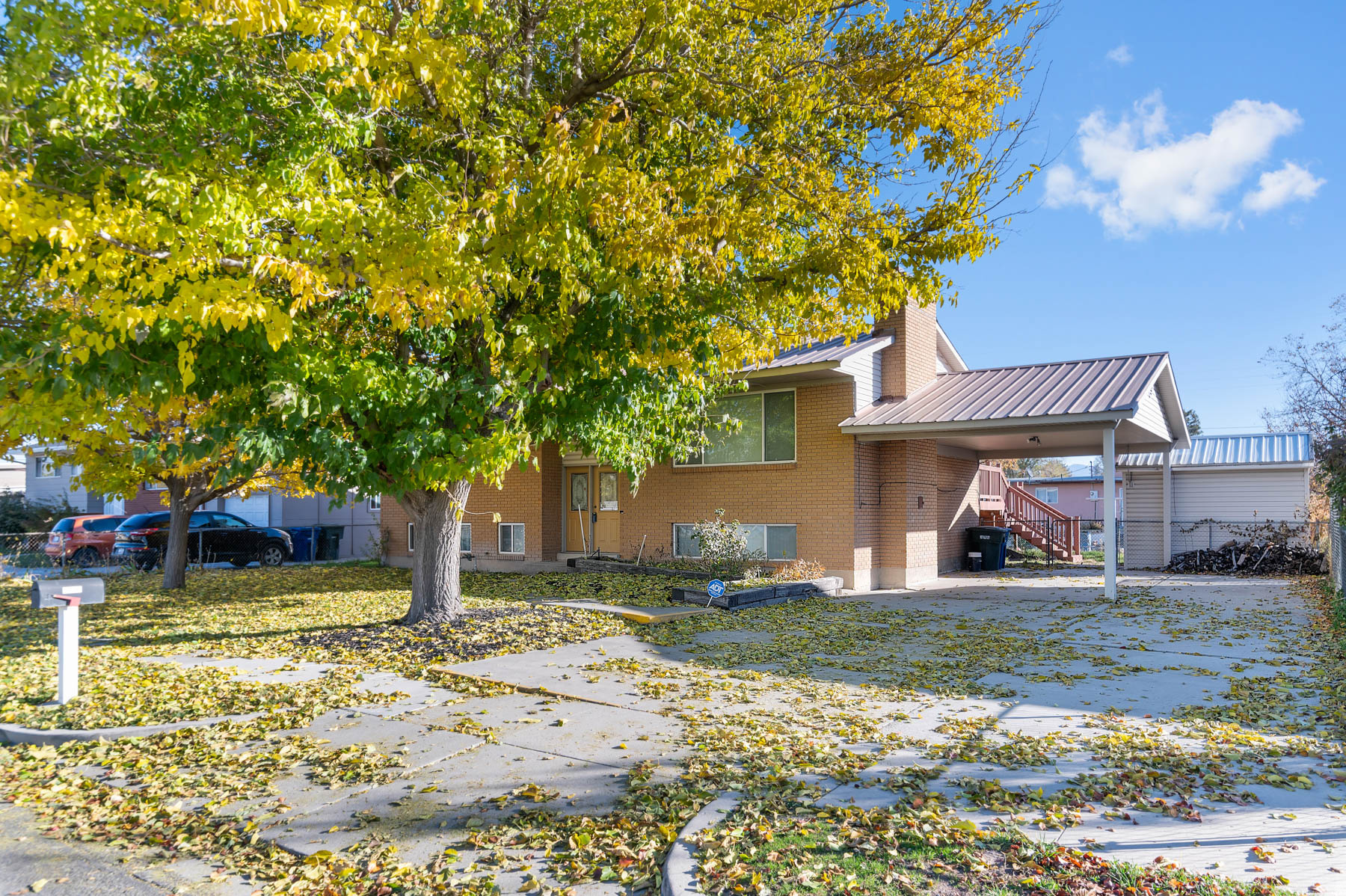 ACORD ACRES - Residential