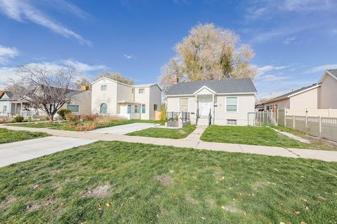 Tiny photo for 810 W 400 N, Salt Lake City, UT 84116 (MLS # 2123595)