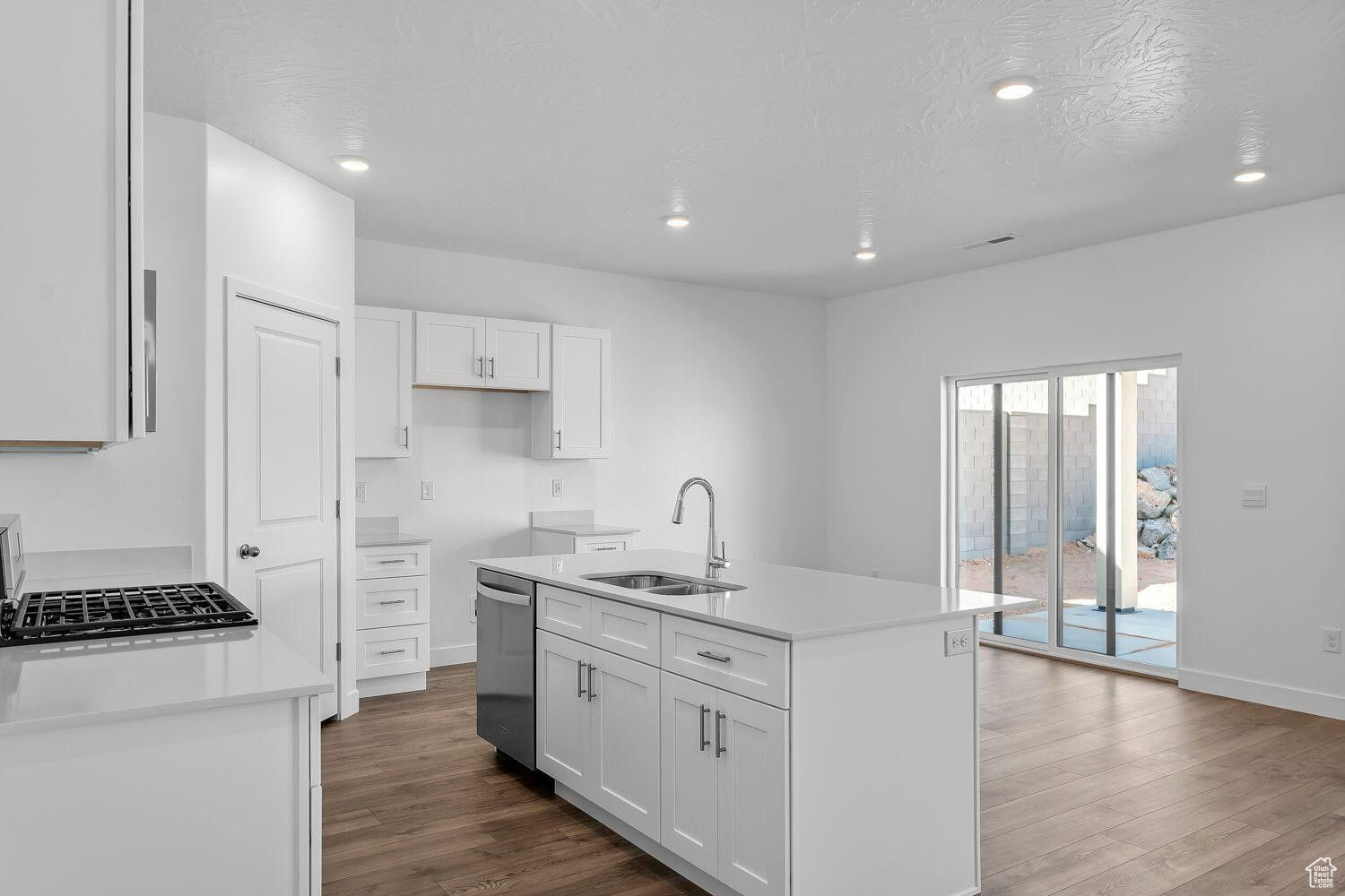 LONG VALLEY - Residential