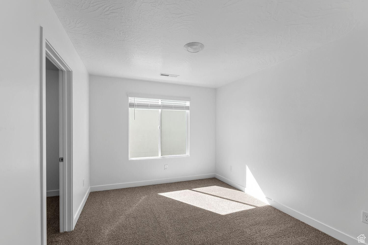 LONG VALLEY - Residential