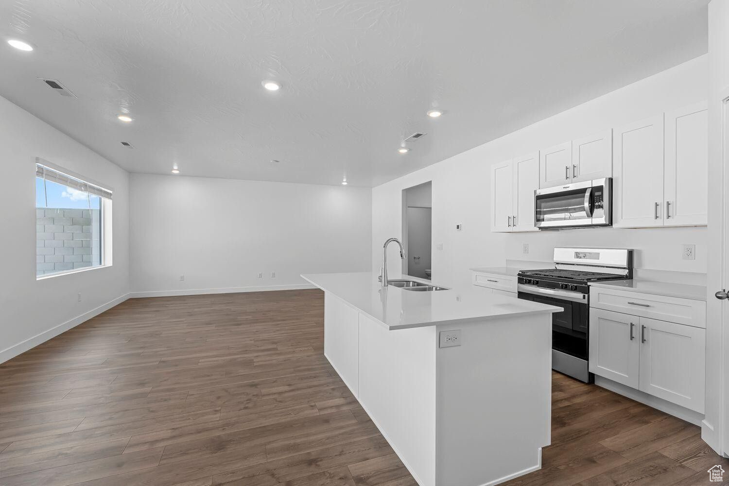 LONG VALLEY - Residential