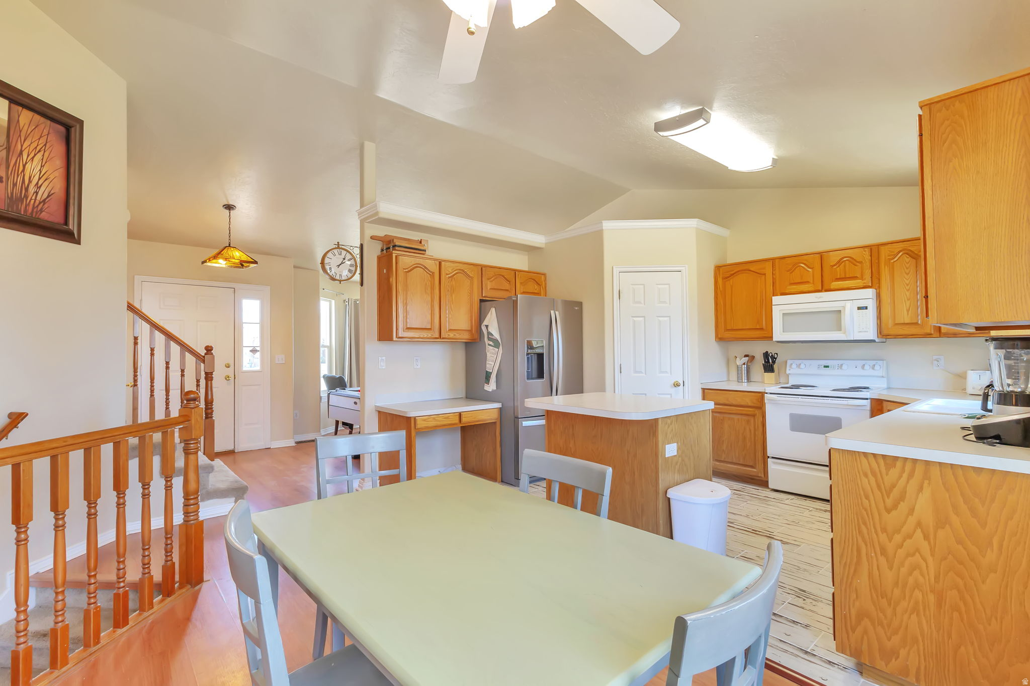 CLOVER RIDGE - Residential Lease