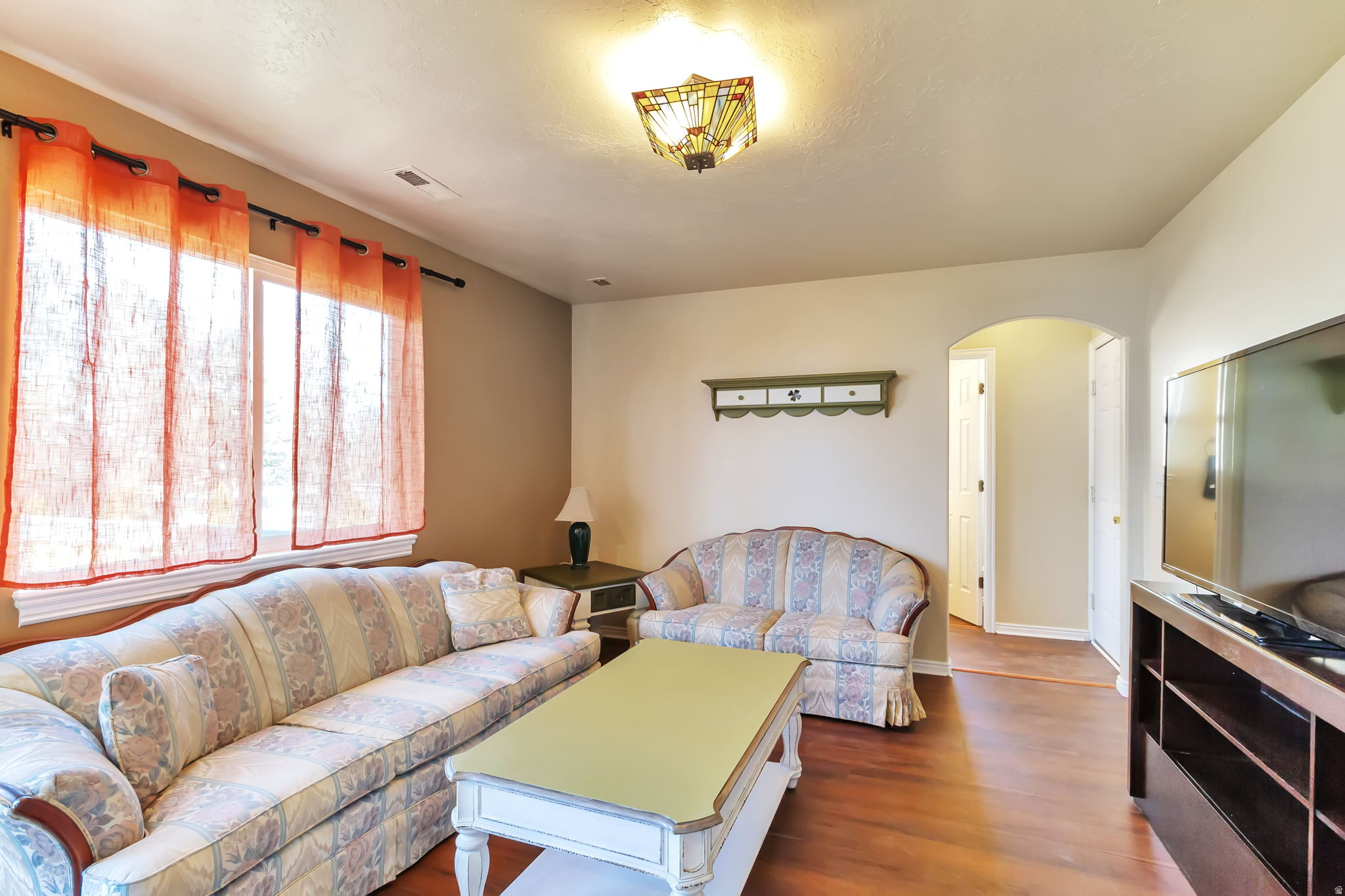 CLOVER RIDGE - Residential Lease