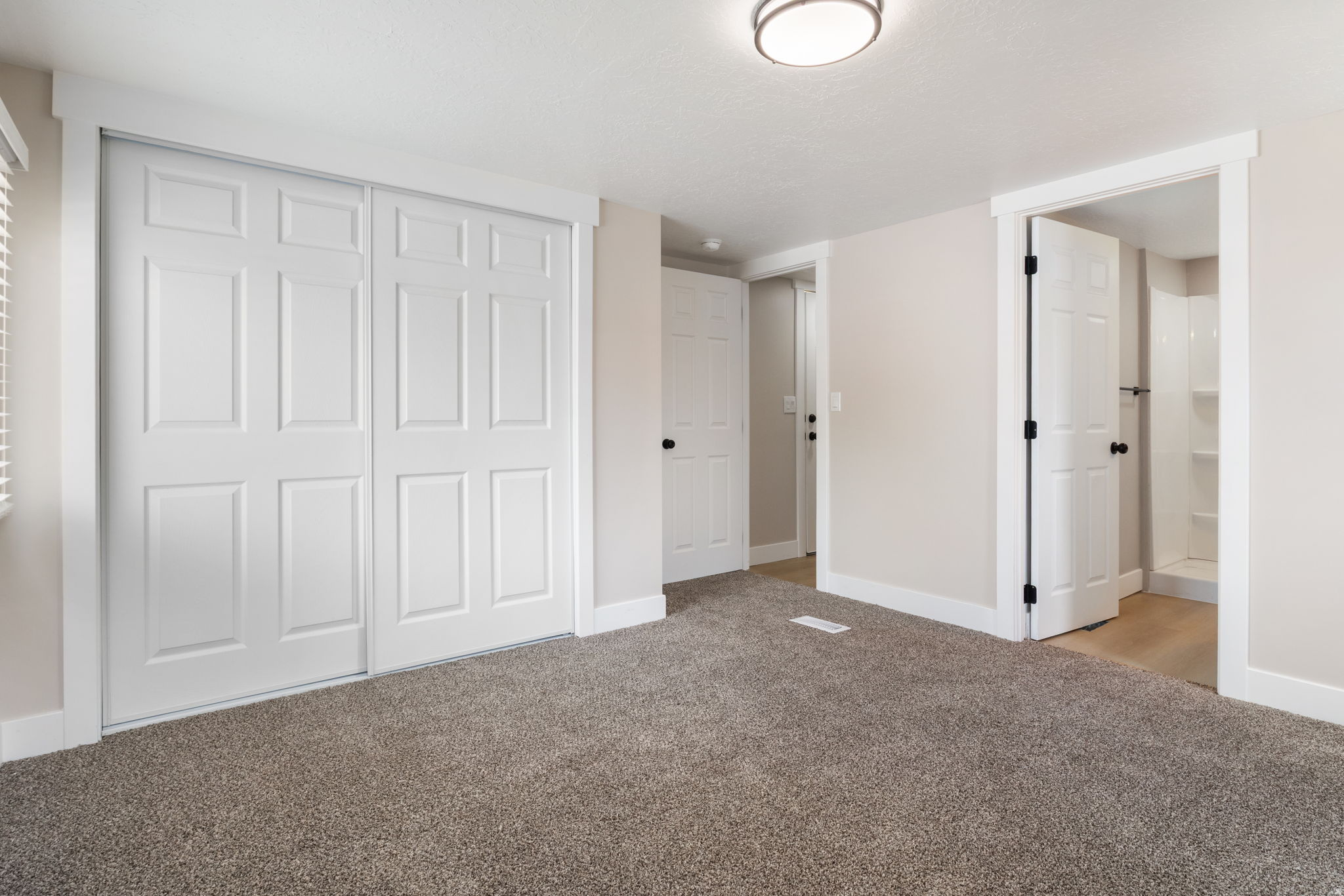 WINCHESTER ESTATES - Residential