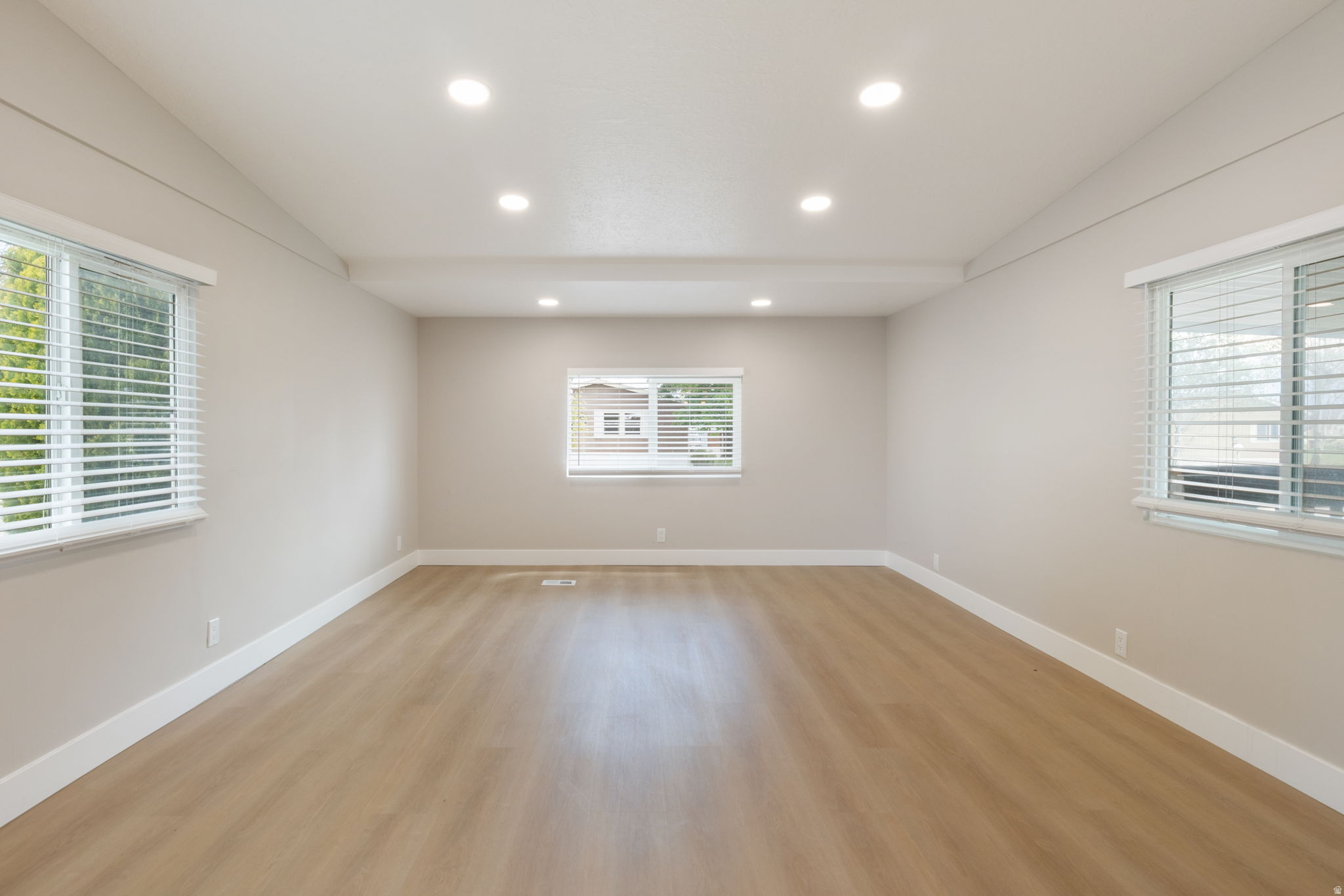 WINCHESTER ESTATES - Residential