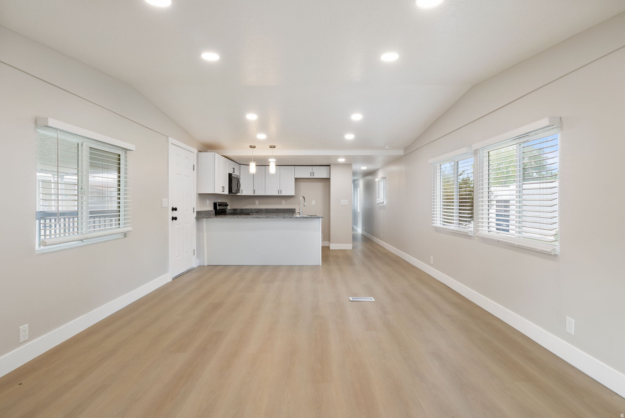 WINCHESTER ESTATES - Residential