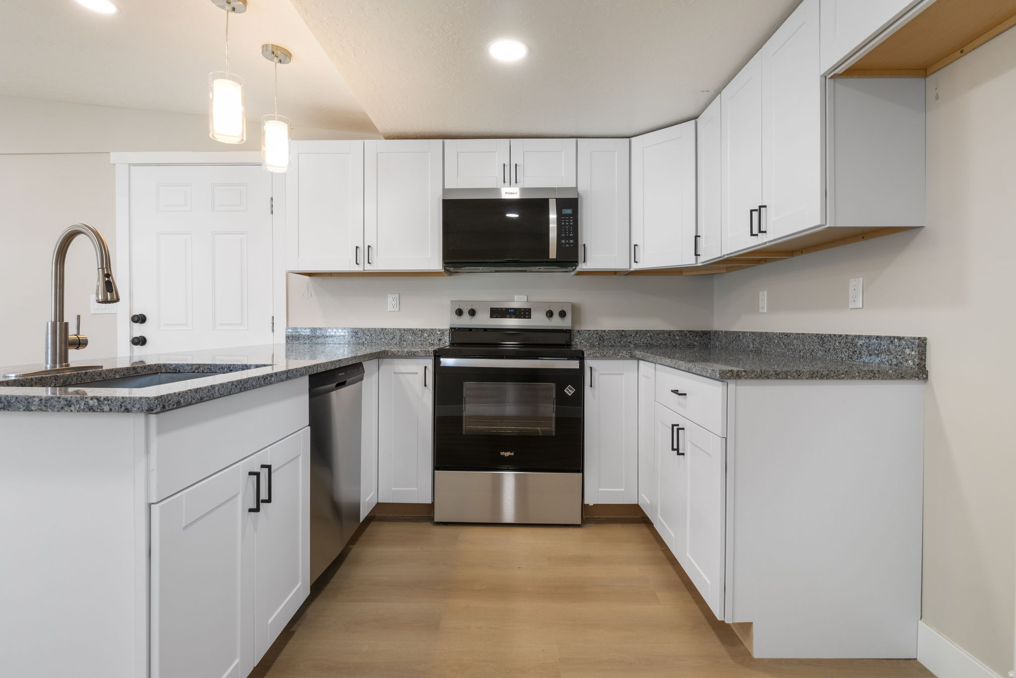 WINCHESTER ESTATES - Residential