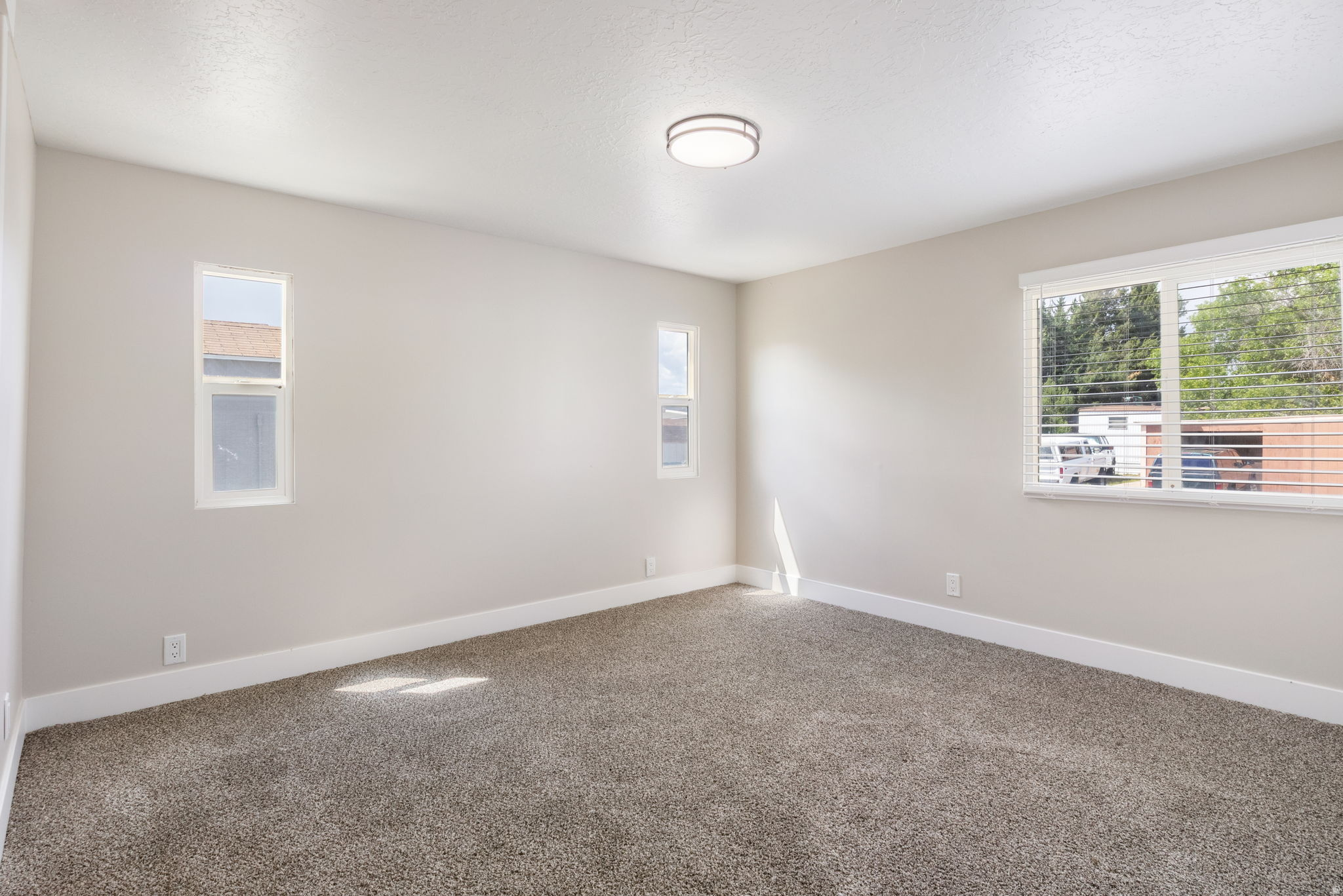 WINCHESTER ESTATES - Residential