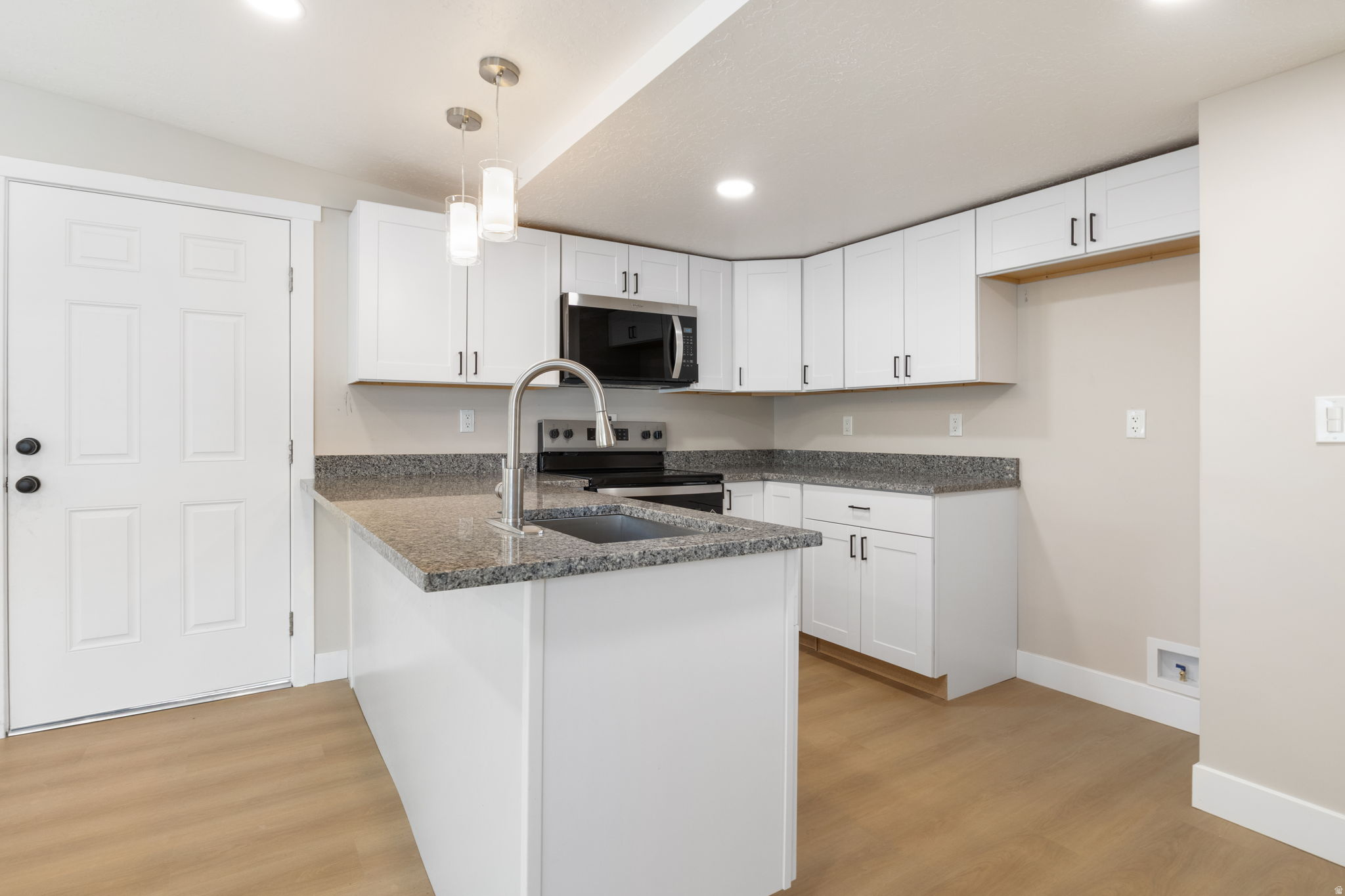 WINCHESTER ESTATES - Residential