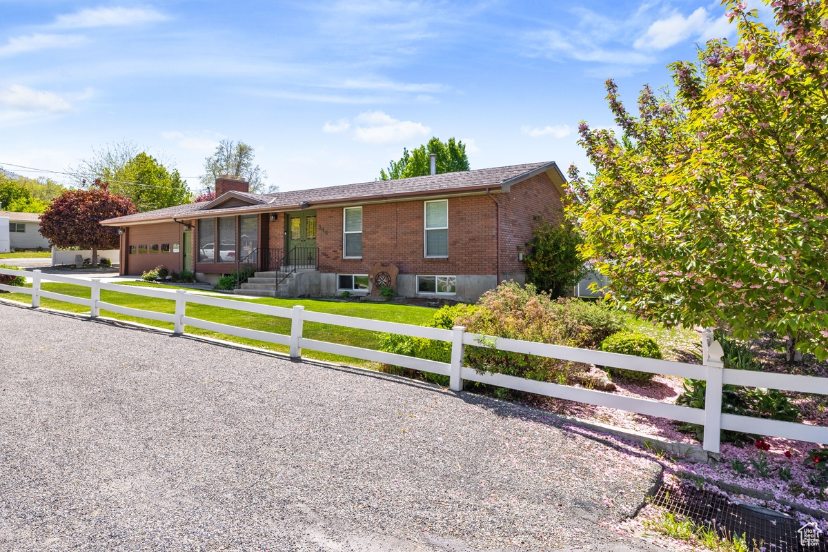 344 E 900, Pleasant Grove, Utah image 2