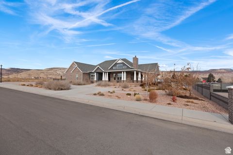 Tiny photo for 515 E 1170 N, Richfield, UT 84701 (MLS # 2114573)
