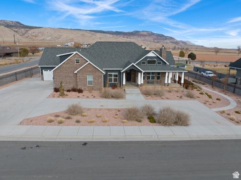 Tiny photo for 515 E 1170 N, Richfield, UT 84701 (MLS # 2114573)