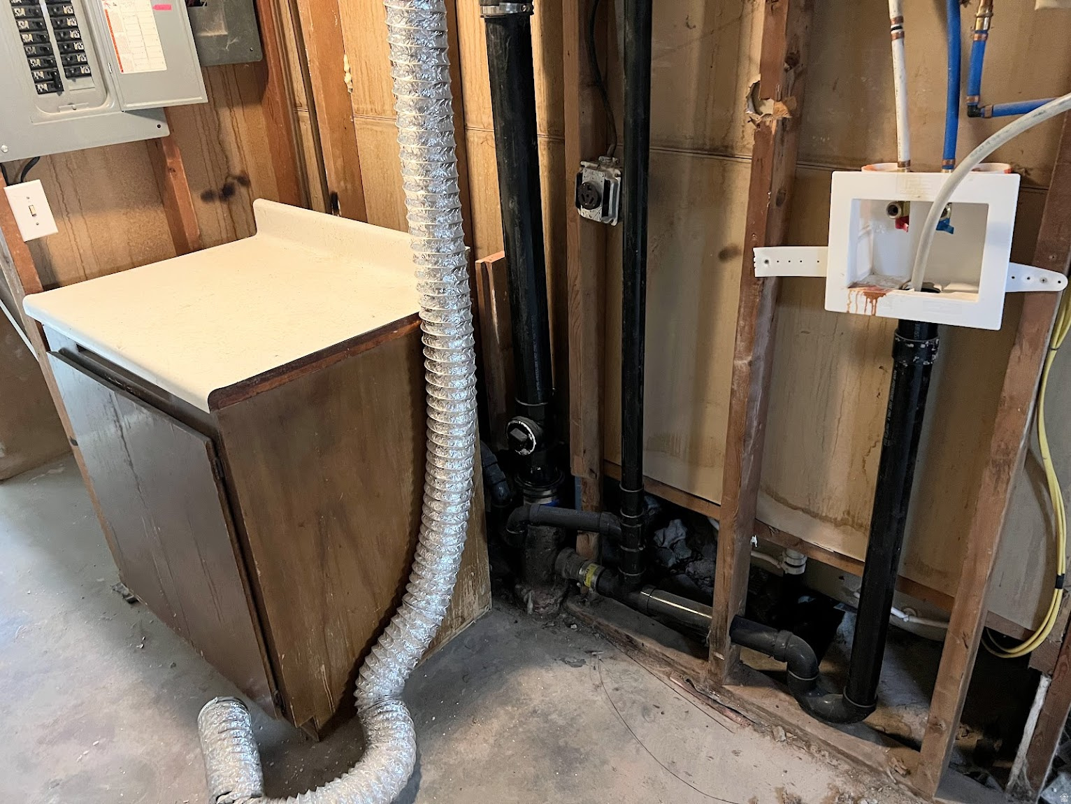 SORRENTO ESTATES - Residential