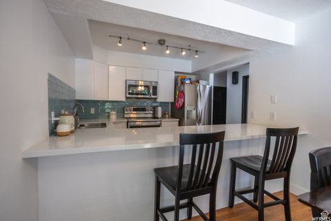 Tiny photo for 4424 W SKYE DR, South Jordan, UT 84009 (MLS # 2118973)