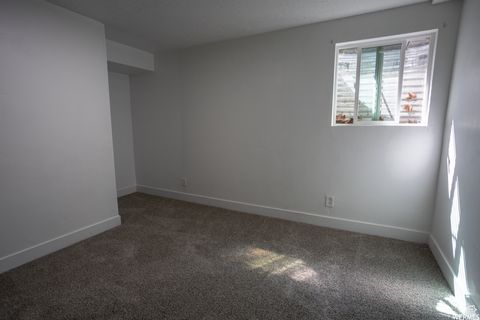Tiny photo for 4424 W SKYE DR, South Jordan, UT 84009 (MLS # 2118973)