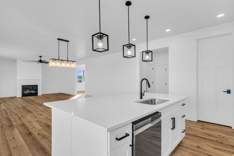 Tiny photo for 2884 W BROWNS MDW, Eagle Mountain, UT 84005 (MLS # 2123762)