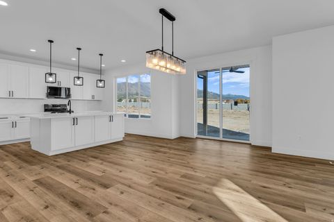 Tiny photo for 2884 W BROWNS MDW, Eagle Mountain, UT 84005 (MLS # 2123762)