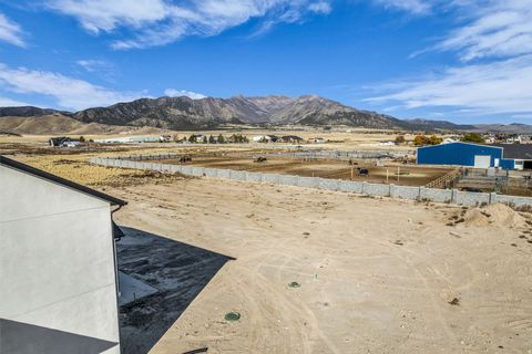 Tiny photo for 2884 W BROWNS MDW, Eagle Mountain, UT 84005 (MLS # 2123762)