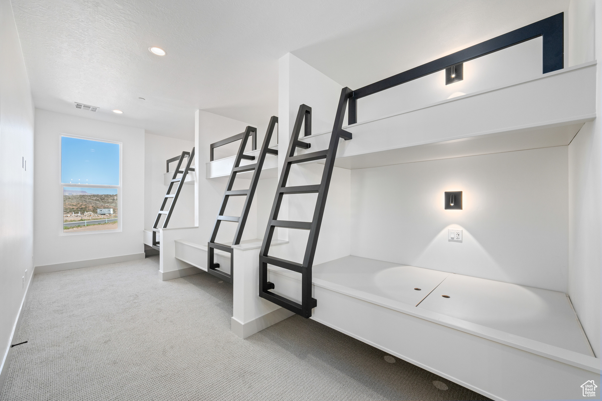 THE ISLAND AT CORAL CANYON - Residential