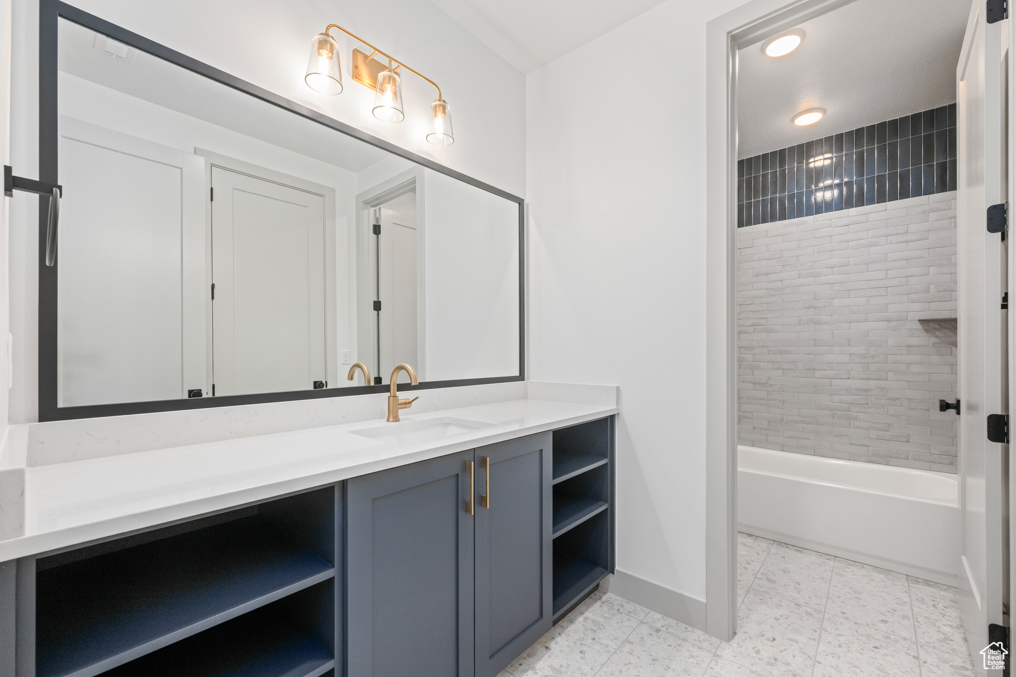 THE ISLAND AT CORAL CANYON - Residential