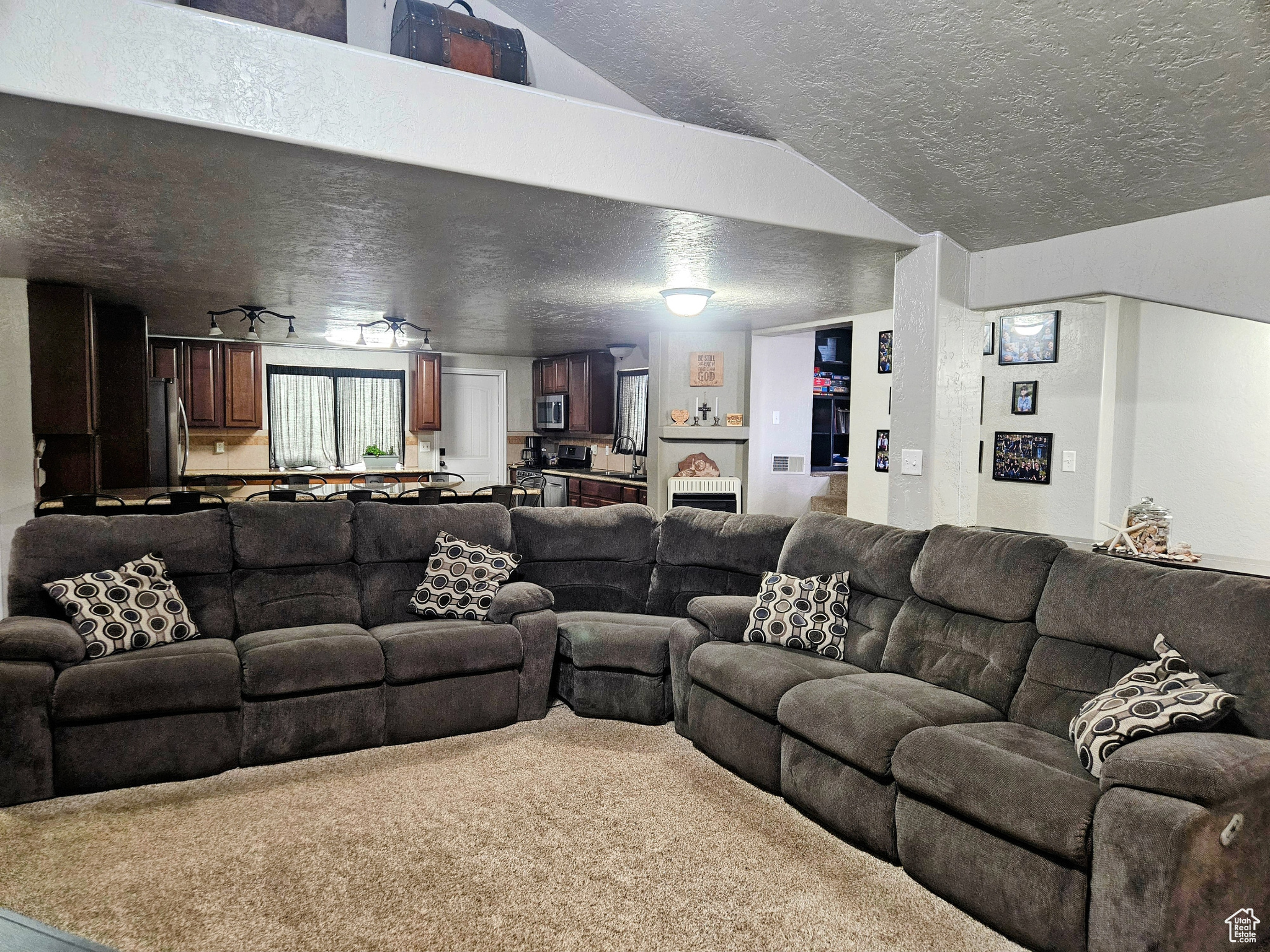 MOUNTAIN WEST - Residential