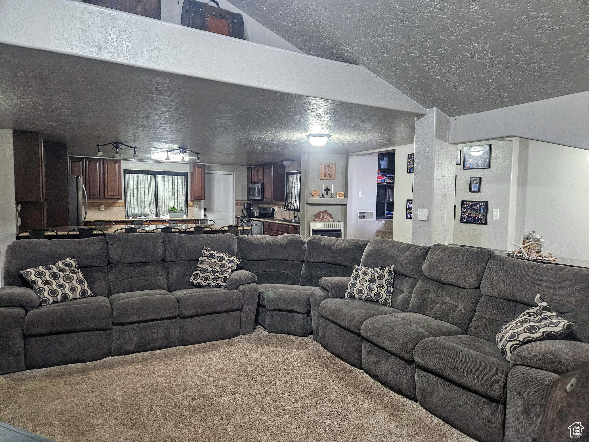 MOUNTAIN WEST - Residential