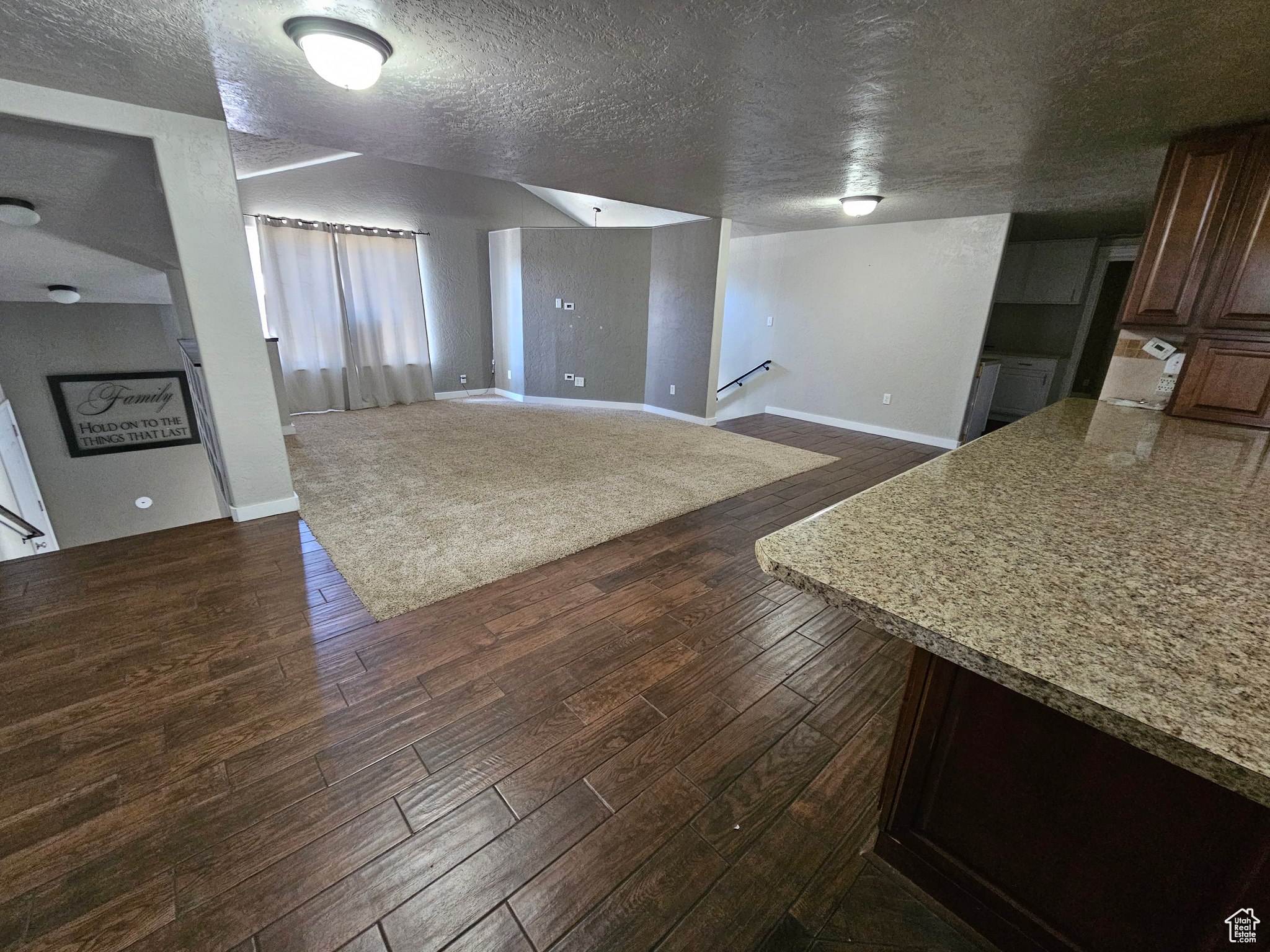 MOUNTAIN WEST - Residential