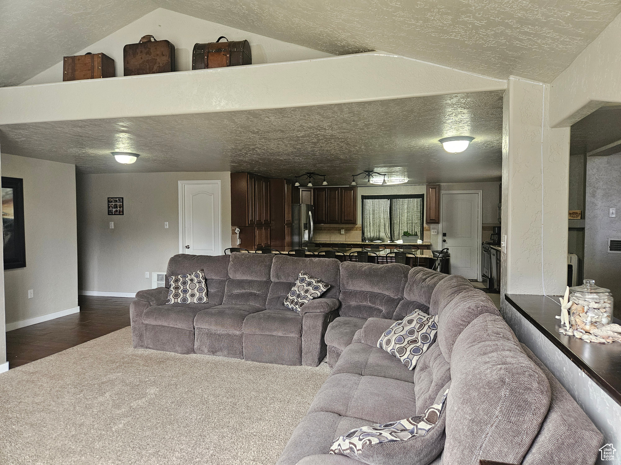 MOUNTAIN WEST - Residential