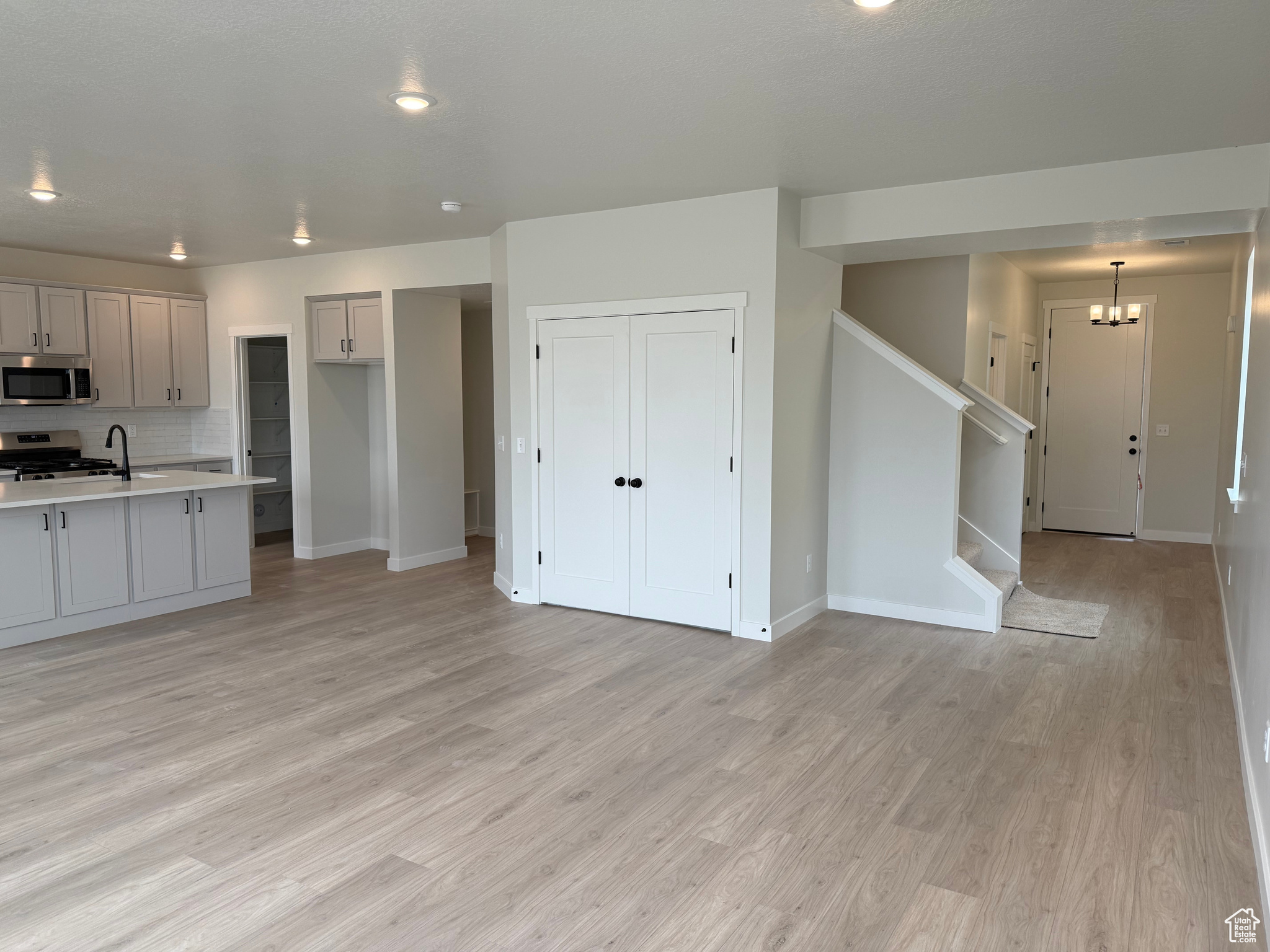 STAGECOACH ESTATES - Residential