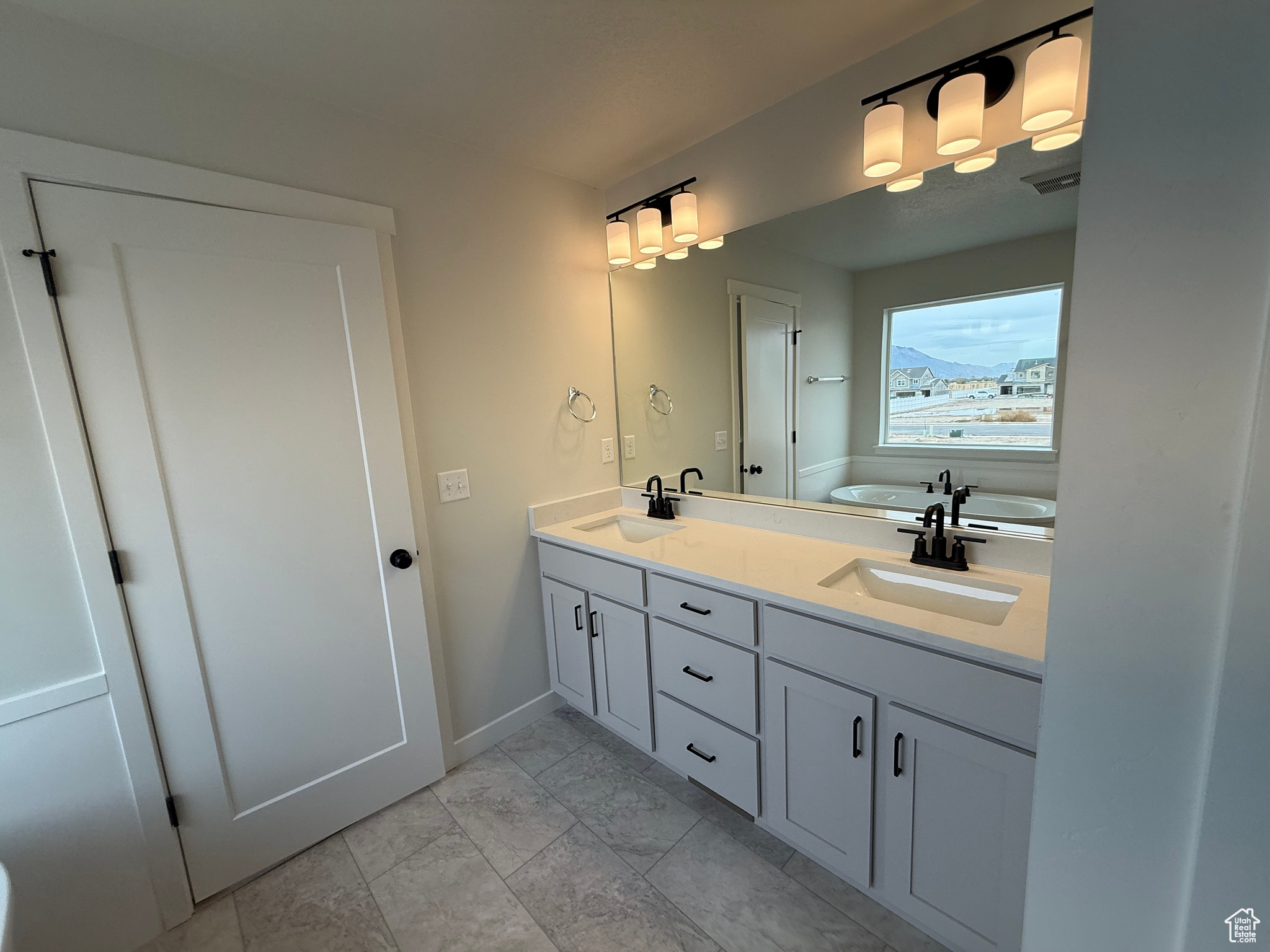 STAGECOACH ESTATES - Residential