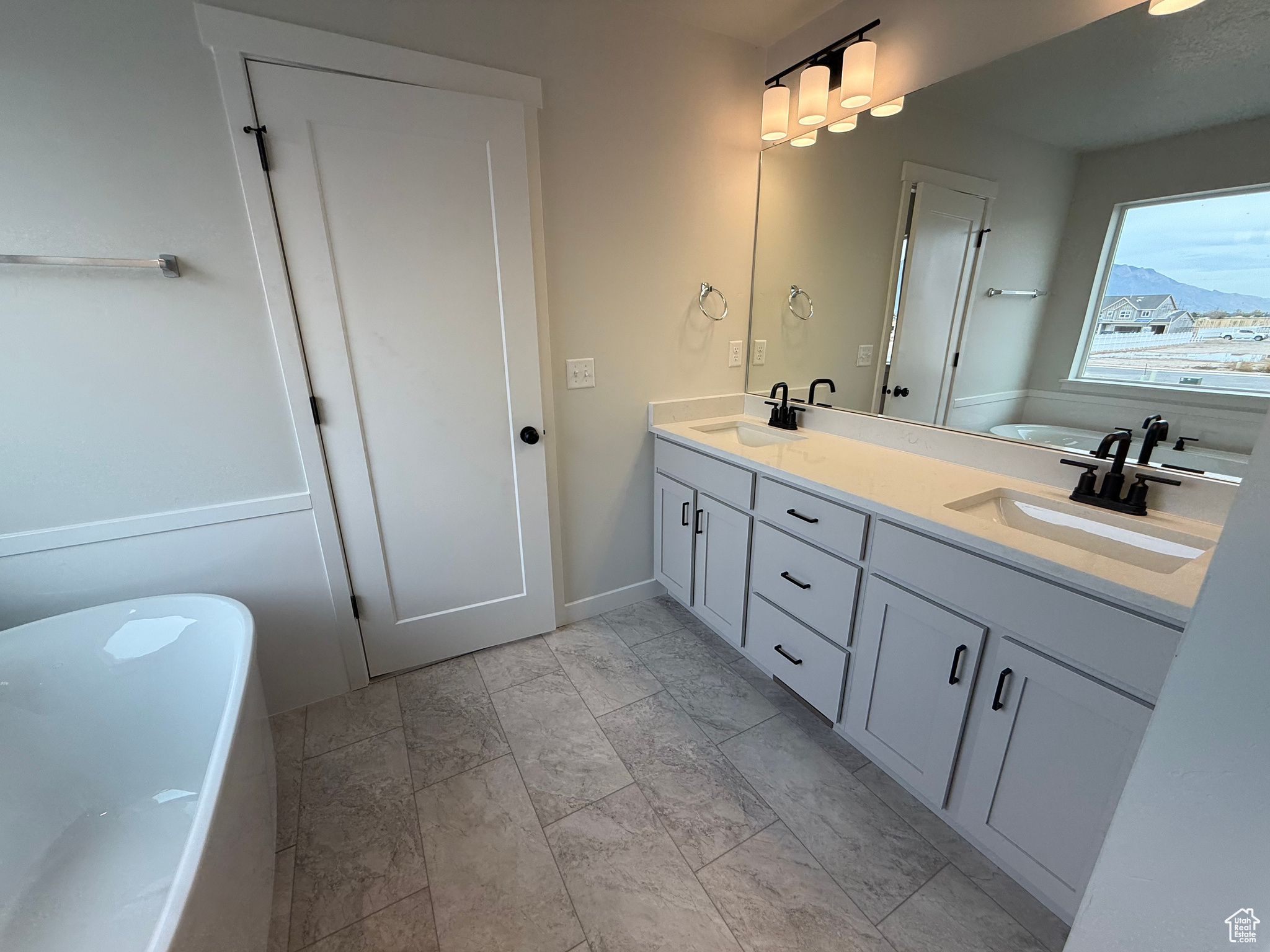 STAGECOACH ESTATES - Residential