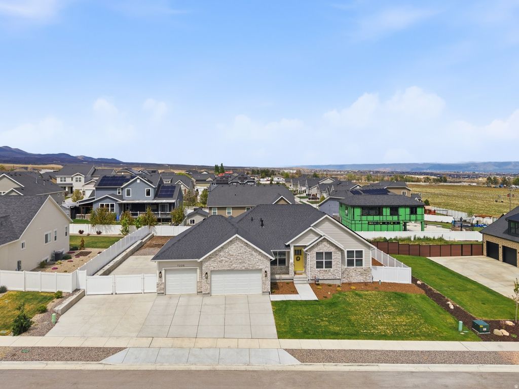 Photo of 7236 W HALLS CROSSING DR S, Herriman, UT 84096 (MLS # 2154302)