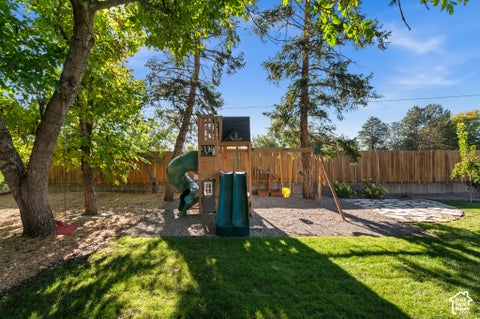 Tiny photo for 5402 S EDGEWOOD DR, Holladay, UT 84117 (MLS # 2188877)