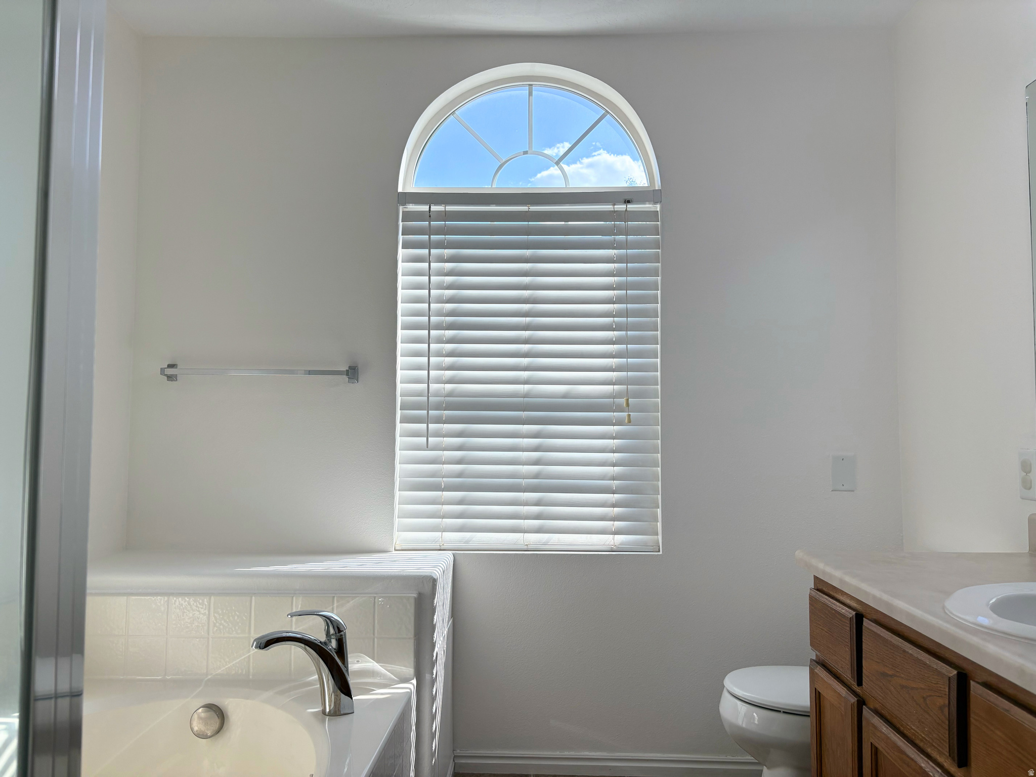 COUNTRY LANE - Residential