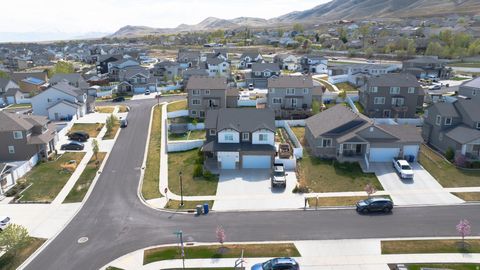 Tiny photo for 63 E BLUE HERON DR, Saratoga Springs, UT 84045 (MLS # 2151830)