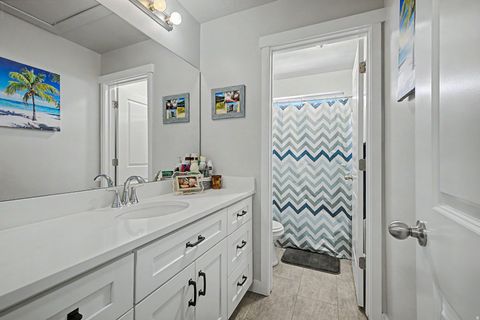 Tiny photo for 63 E BLUE HERON DR, Saratoga Springs, UT 84045 (MLS # 2151830)