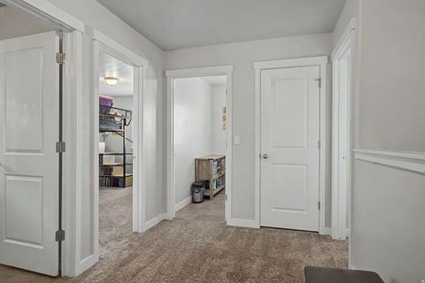 Tiny photo for 63 E BLUE HERON DR, Saratoga Springs, UT 84045 (MLS # 2151830)