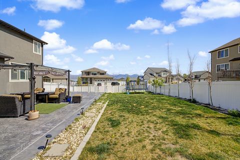 Tiny photo for 63 E BLUE HERON DR, Saratoga Springs, UT 84045 (MLS # 2151830)