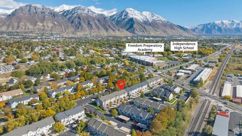 Tiny photo for 927 N INDEPENDENCE AVE, Provo, UT 84604 (MLS # 2119239)