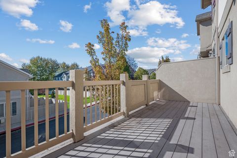 Tiny photo for 927 N INDEPENDENCE AVE, Provo, UT 84604 (MLS # 2119239)