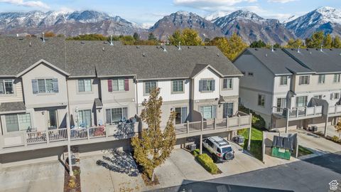 Tiny photo for 927 N INDEPENDENCE AVE, Provo, UT 84604 (MLS # 2119239)