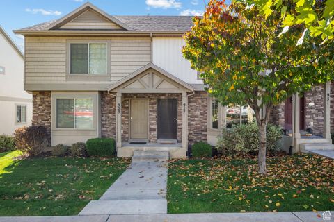 Photo of 927 N INDEPENDENCE AVE, Provo, UT 84604 (MLS # 2119239)